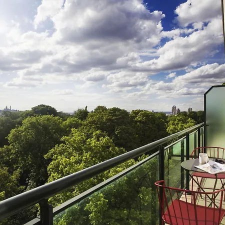 Buttes Chaumont Botzaris View